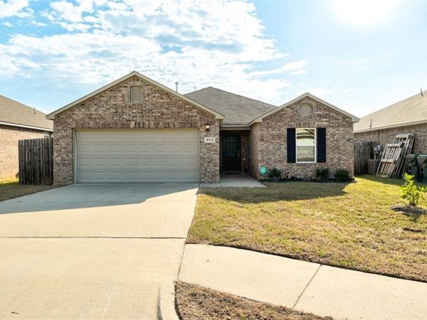 912 Klare Lane, Midwest City, OK 73130