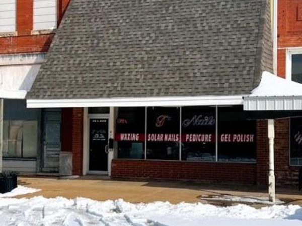 416 S Main , Hobart, OK 73651