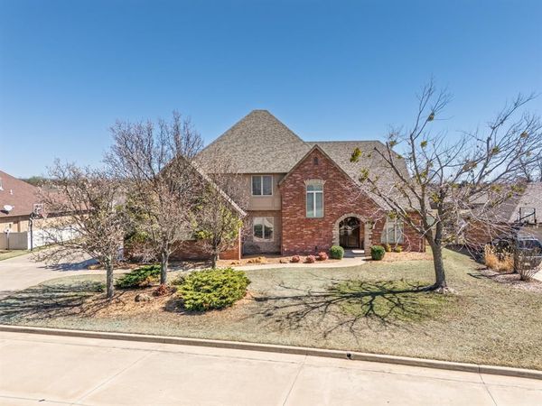 1805 Pecan Crossing Drive, Shawnee, OK 74804