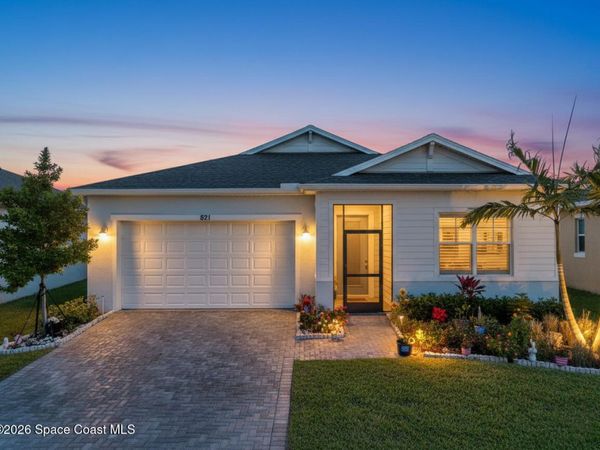 821 Antibes Court NW , Palm Bay, FL 32907