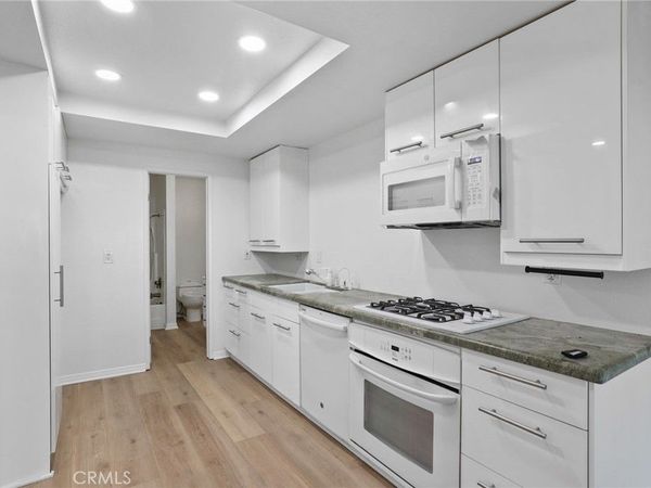 19132 Shoreline, Unit 2, Huntington Beach, CA 92648