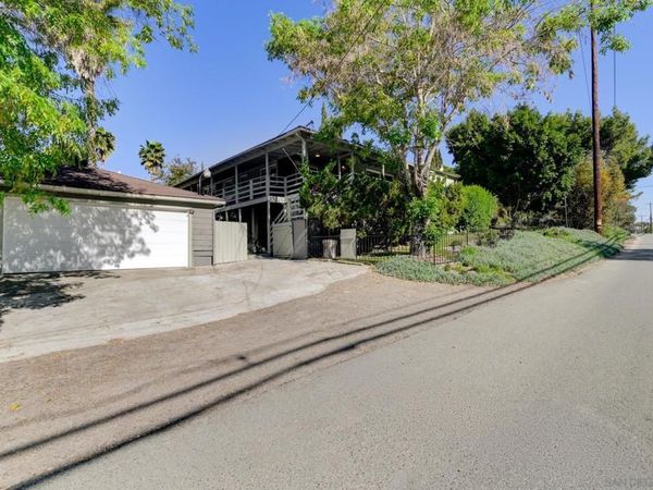 6150 Radio Dr, San Diego, CA 92114