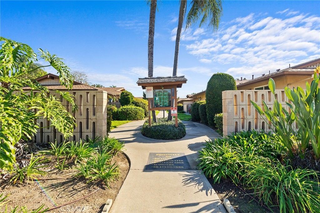 1740 E Commonwealth Avenue, Unit 101, Fullerton, CA 92831 Main Photo