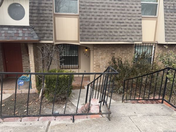5435 Callaghan, San Antonio, TX 78228