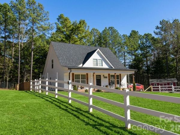 4592 Reid Road, Edgemoor, SC 29712