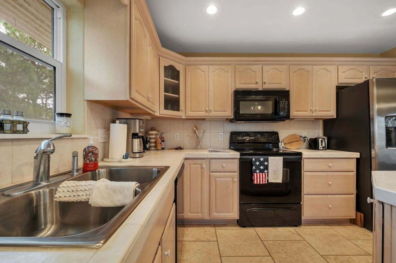 27 Harry Morrison Road , Alligator Point, FL 32346 Photo