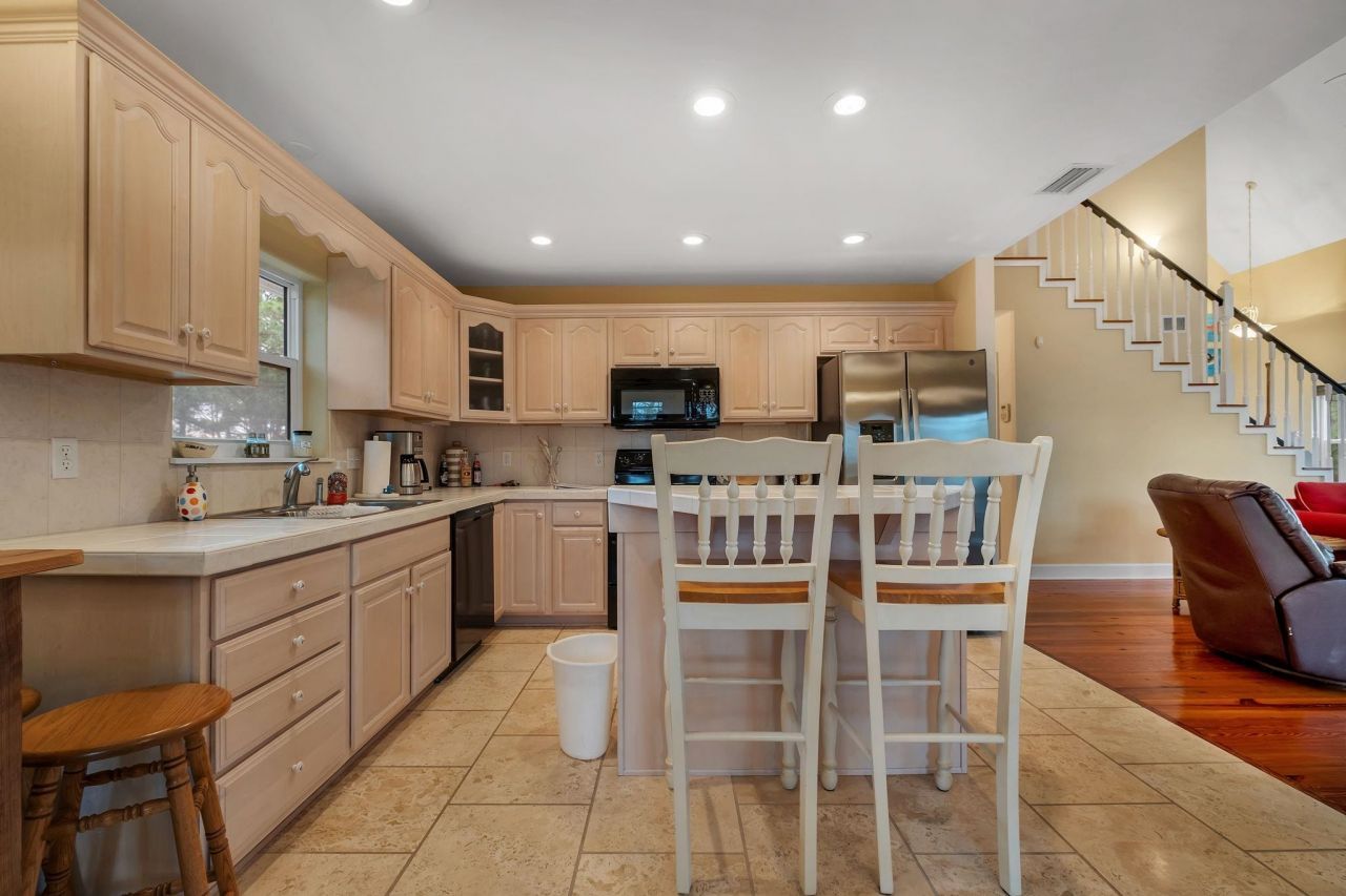 27 Harry Morrison Road , Alligator Point, FL 32346 Photo