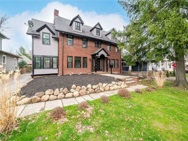 2124 Lamberton Road, Cleveland Heights, OH 44118
