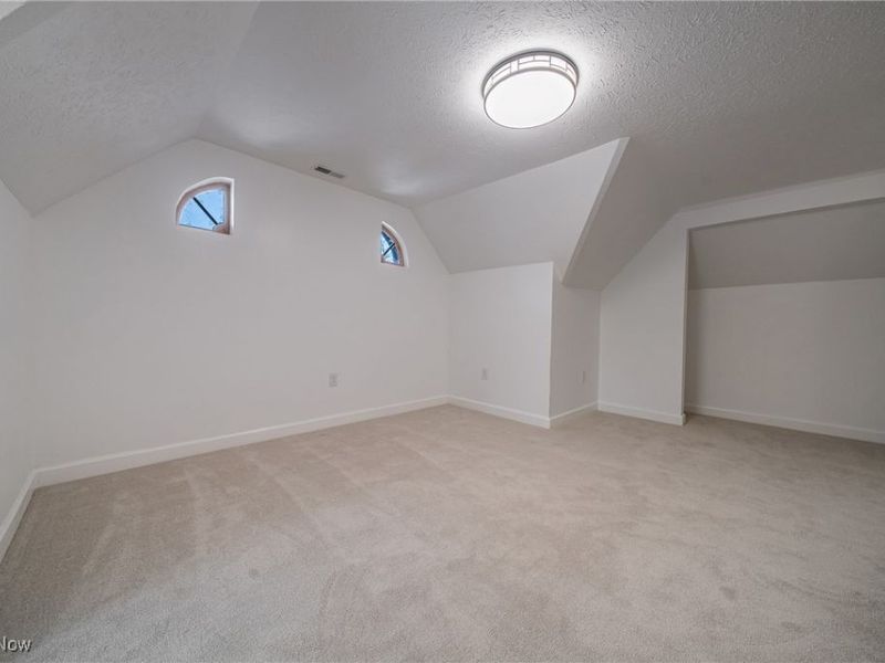 2124 Lamberton Road, Cleveland, OH 44118 Photo 37