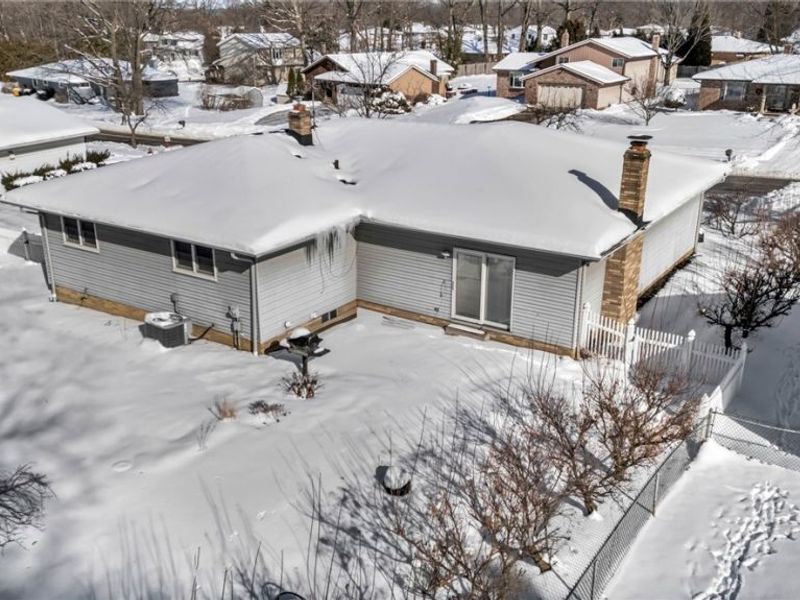 5770 N Crossview Road, Seven Hills, OH 44131 Photo 46