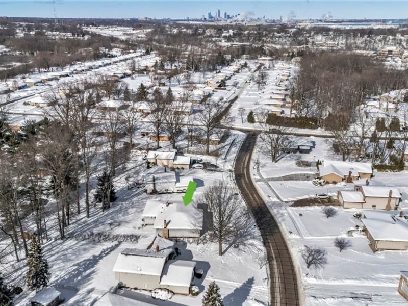 5770 N Crossview Road, Seven Hills, OH 44131 Photo 48