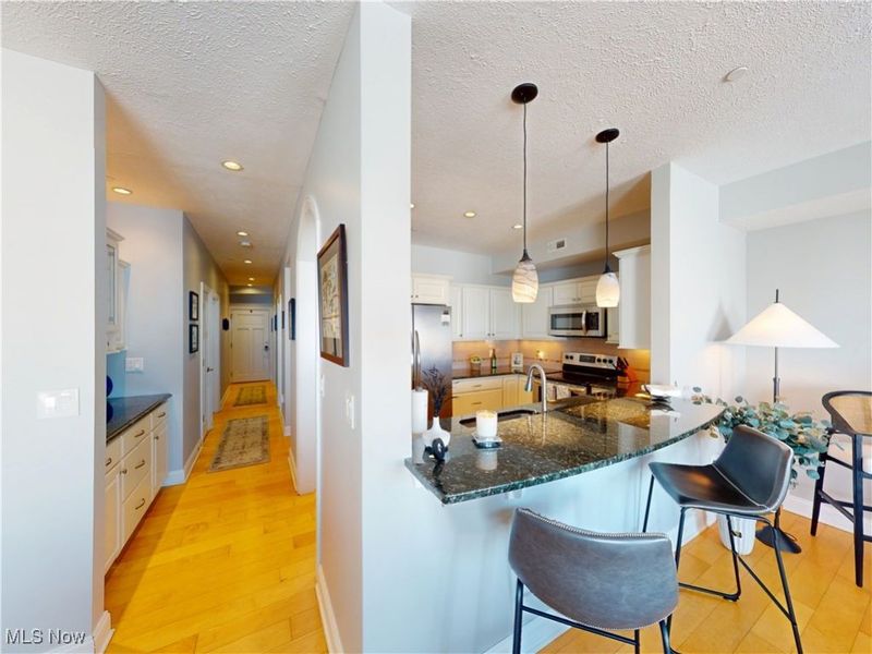 4699 Lake Road E, Unit 205, Geneva on the Lake, OH 44041 Photo 20