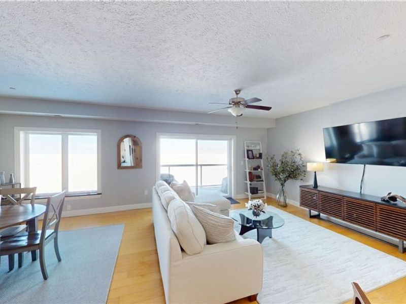 4699 Lake Road E, Unit 205, Geneva on the Lake, OH 44041 Photo 9