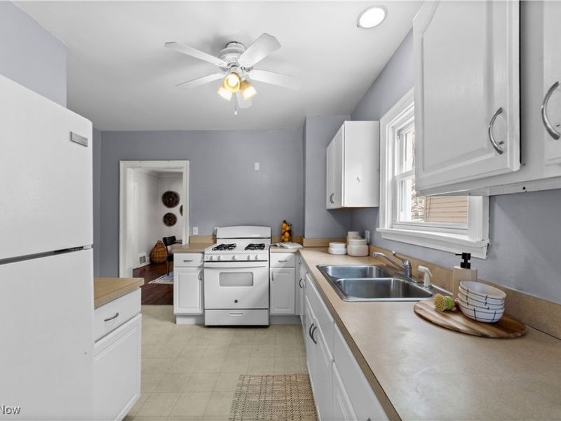 3518 Raymont Boulevard, University Heights, OH 44118 Photo 13