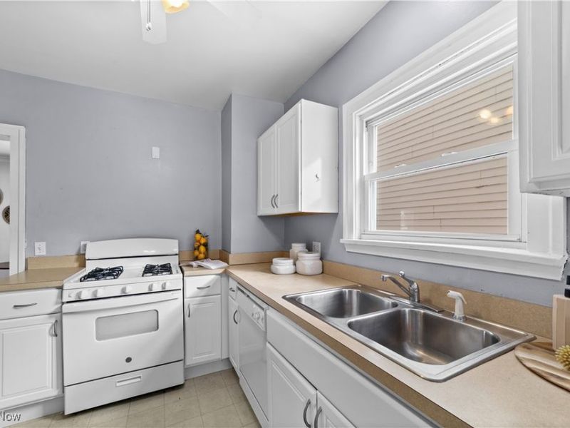 3518 Raymont Boulevard, University Heights, OH 44118 Photo 14