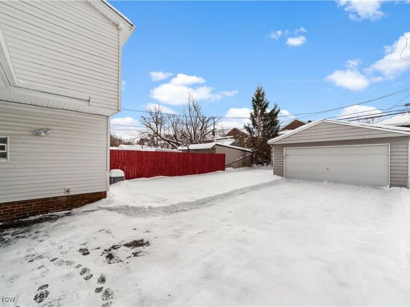 3518 Raymont Boulevard, University Heights, OH 44118 Photo 2