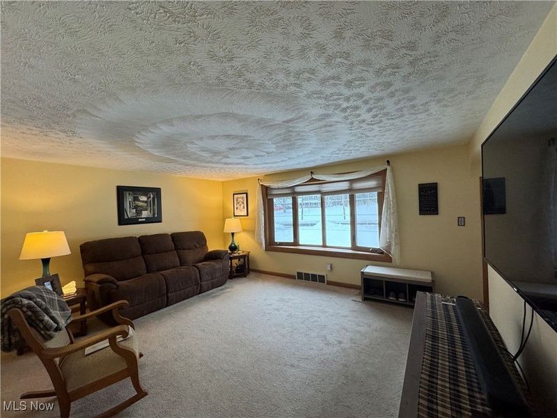 2644 Harpster Road, Wadsworth, OH 44281 Photo 2