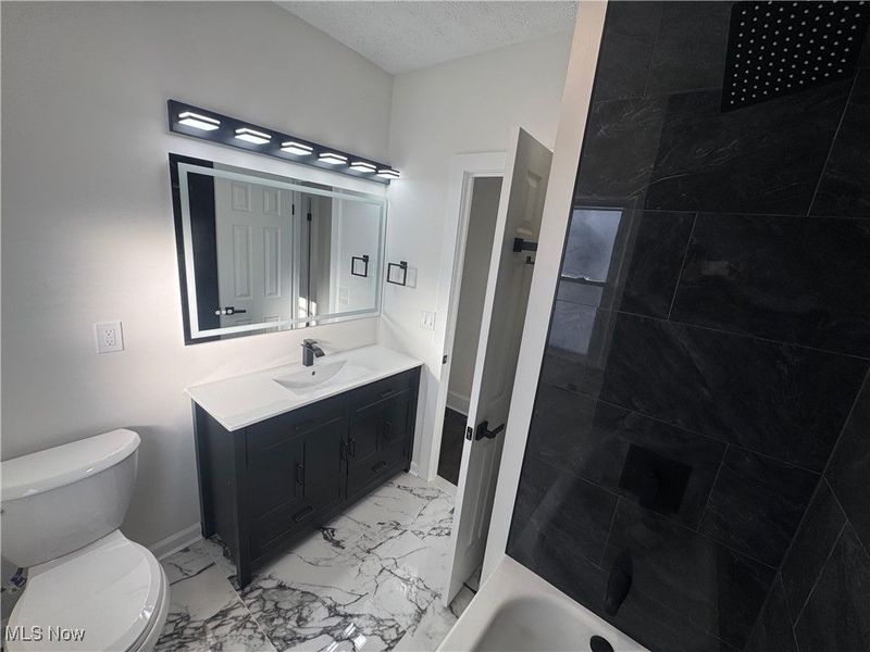 10331 Bernard Avenue, Cleveland, OH 44111 Photo 11