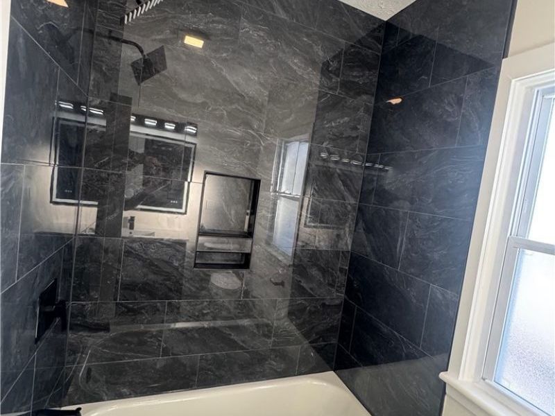 10331 Bernard Avenue, Cleveland, OH 44111 Photo 13