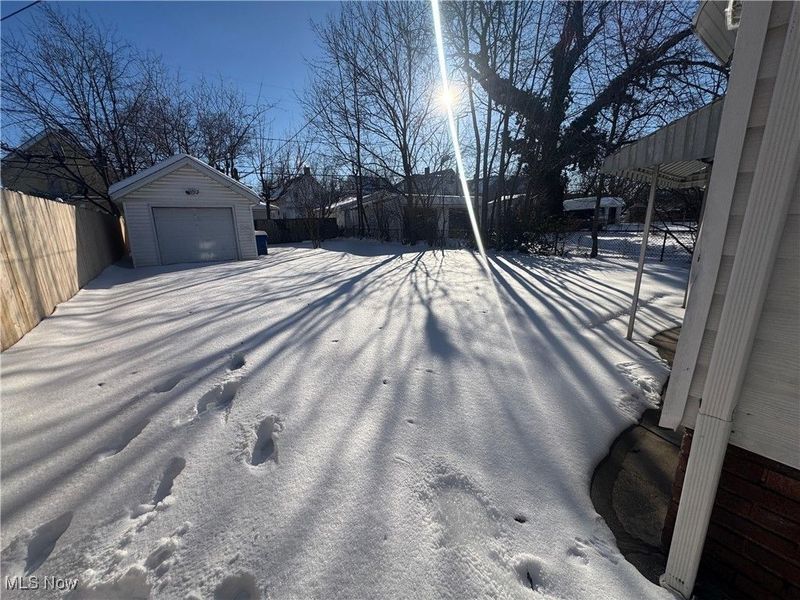 10331 Bernard Avenue, Cleveland, OH 44111 Photo 23