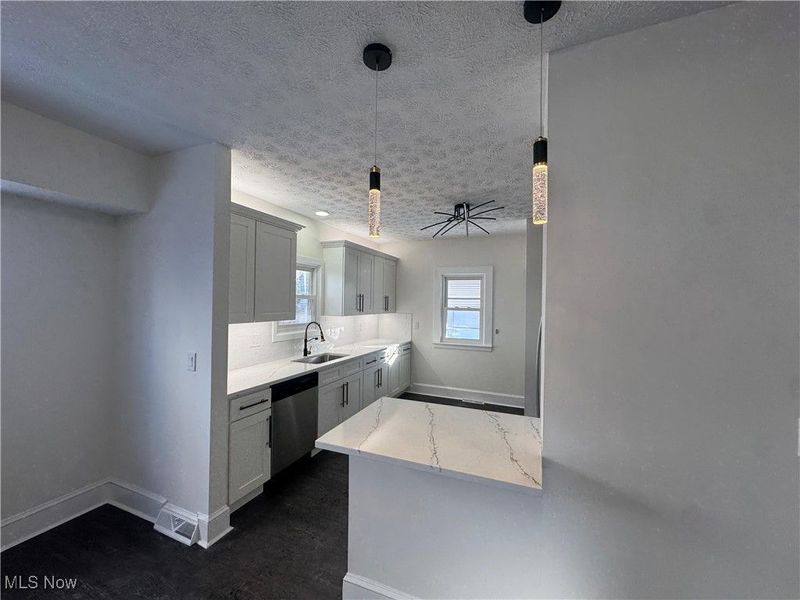 10331 Bernard Avenue, Cleveland, OH 44111 Photo 9