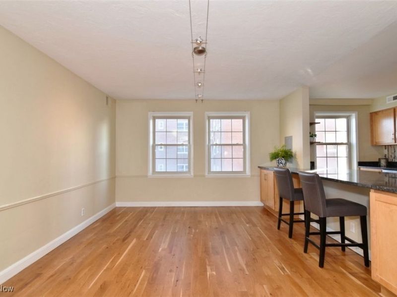 13720 Shaker Boulevard, Unit 501, Cleveland, OH 44120 Photo 8