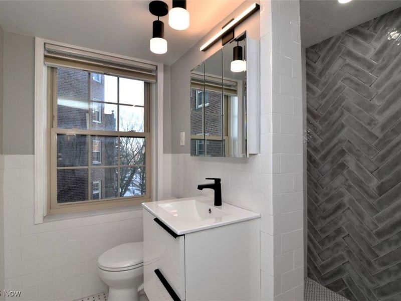 13720 Shaker Boulevard, Unit 501, Cleveland, OH 44120 Photo 22