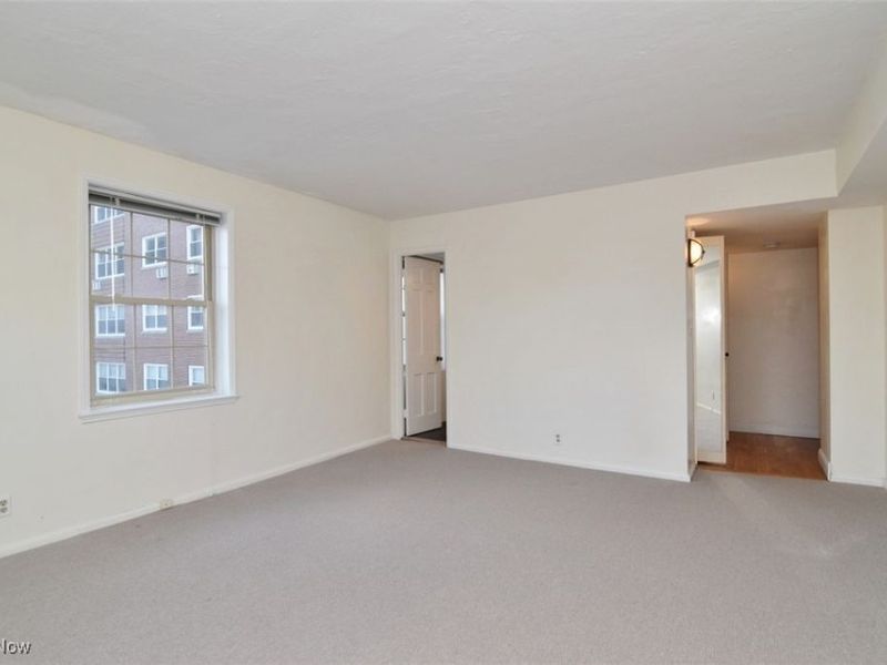 13720 Shaker Boulevard, Unit 501, Cleveland, OH 44120 Photo 25