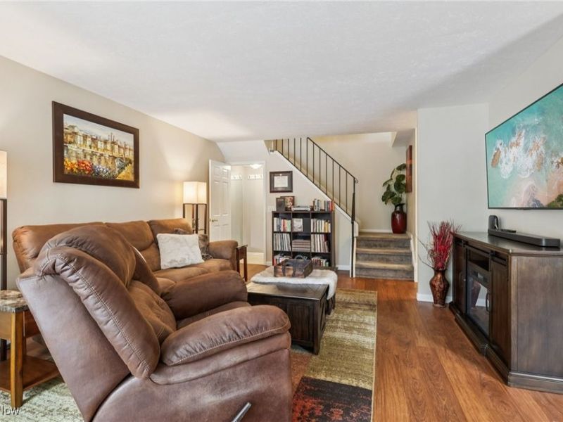 2000 King James Parkway, Unit 142, Westlake, OH 44145 Photo 3