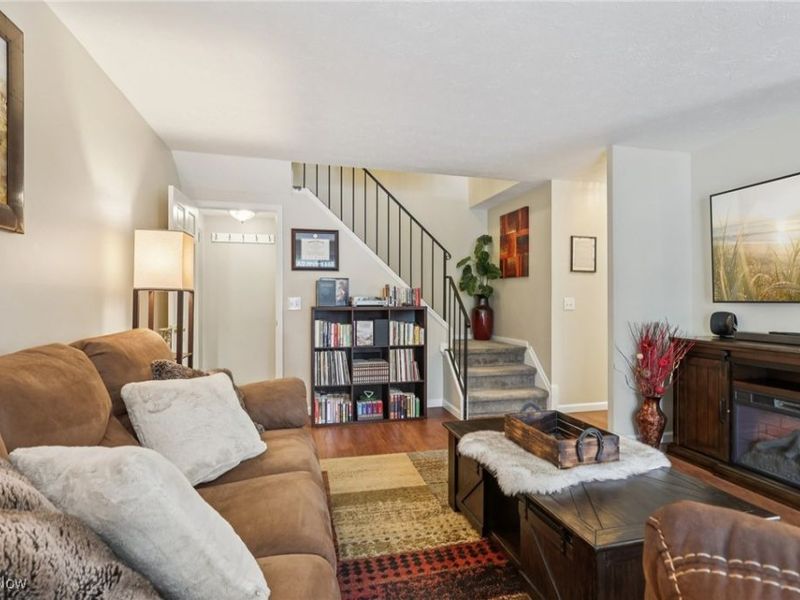 2000 King James Parkway, Unit 142, Westlake, OH 44145 Photo 4