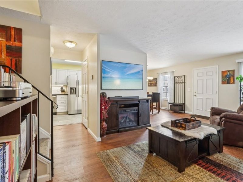 2000 King James Parkway, Unit 142, Westlake, OH 44145 Photo 6