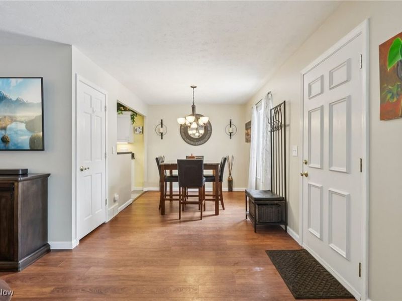 2000 King James Parkway, Unit 142, Westlake, OH 44145 Photo 8