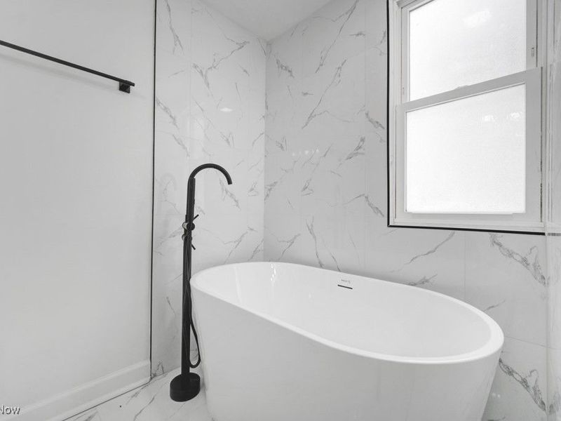 207 Forest Drive, Bedford, OH 44146 Photo 20