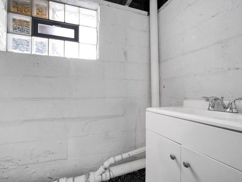 207 Forest Drive, Bedford, OH 44146 Photo 28