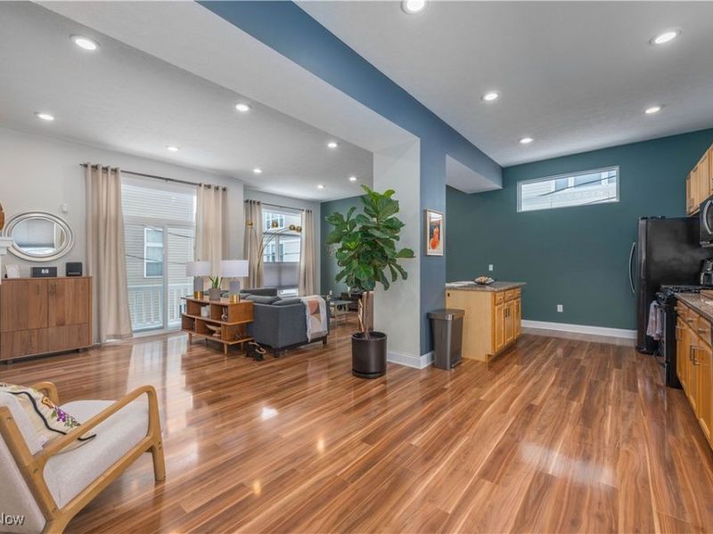 5513 St. Stephens, Cleveland, OH 44102 Photo 10