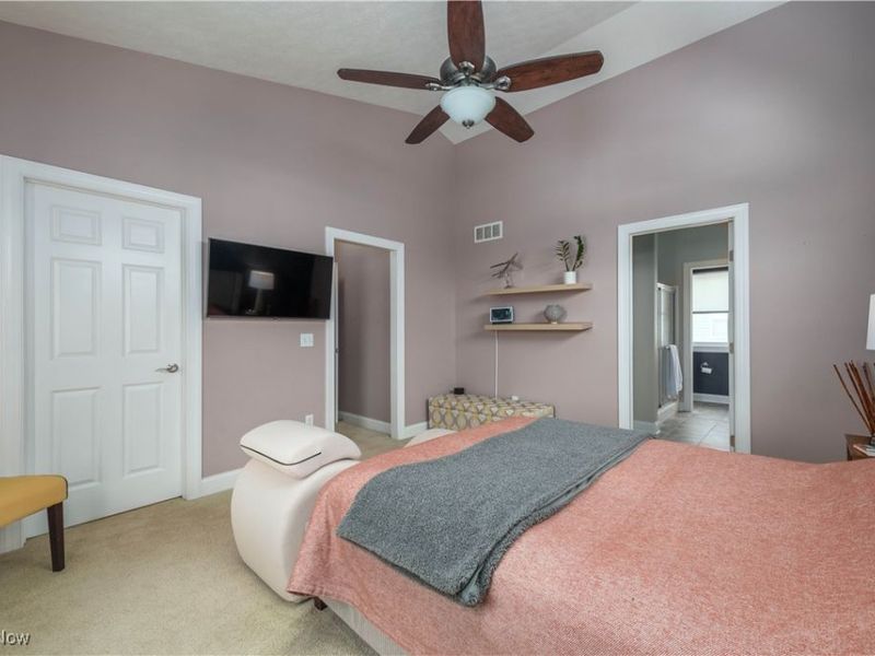 5513 St. Stephens, Cleveland, OH 44102 Photo 24