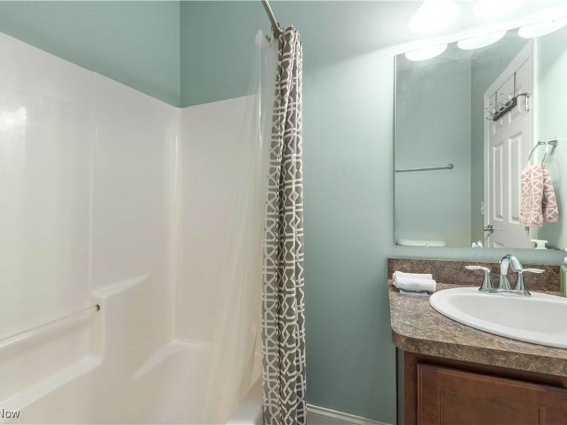 5513 St. Stephens, Cleveland, OH 44102 Photo 32