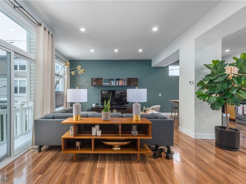 5513 St. Stephens, Cleveland, OH 44102 Photo 8