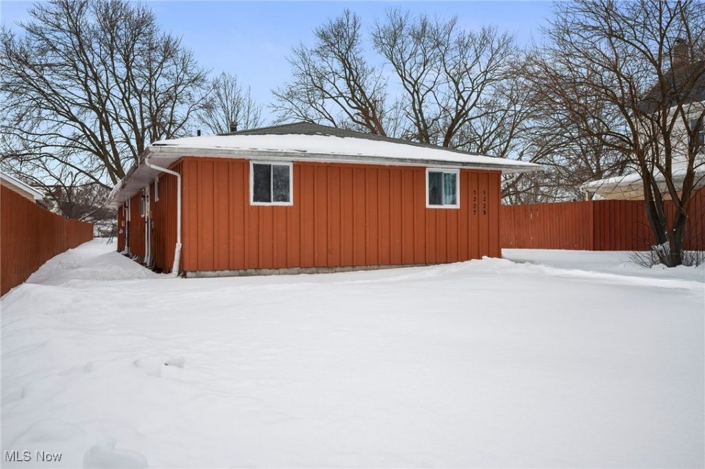 1227 W 19th Street, Lorain, OH 44052 Main Photo