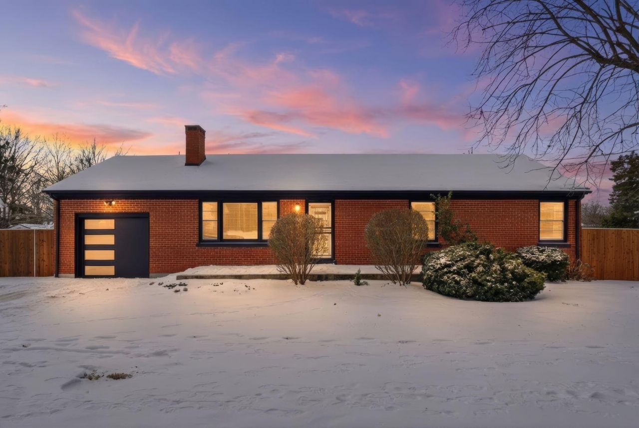 292 Rosemont Garden, Lexington, KY 40503 Main Photo