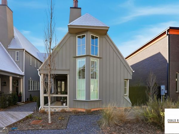 135 Channing Lane, Fayetteville, GA 30214