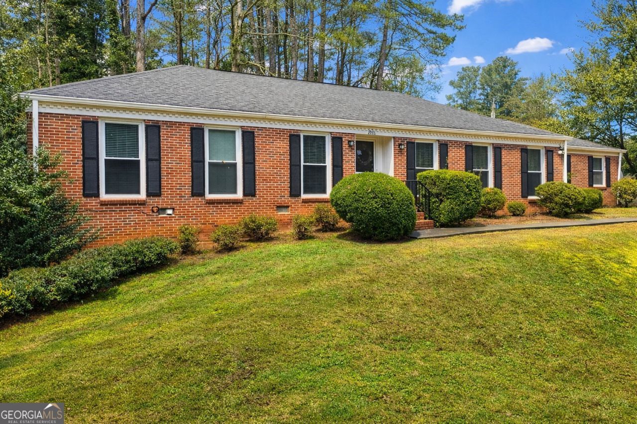 2996 Lone Star Trail, Atlanta, GA 30340 Main Photo