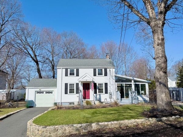 14 Eldridge Place, Westwood, MA 02090