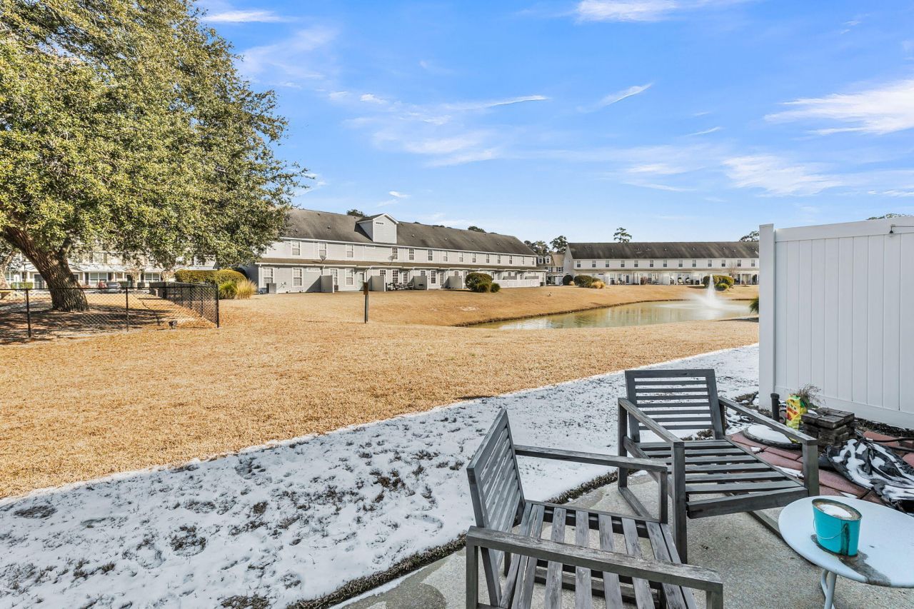 704 Hemingway Circle Photo 24