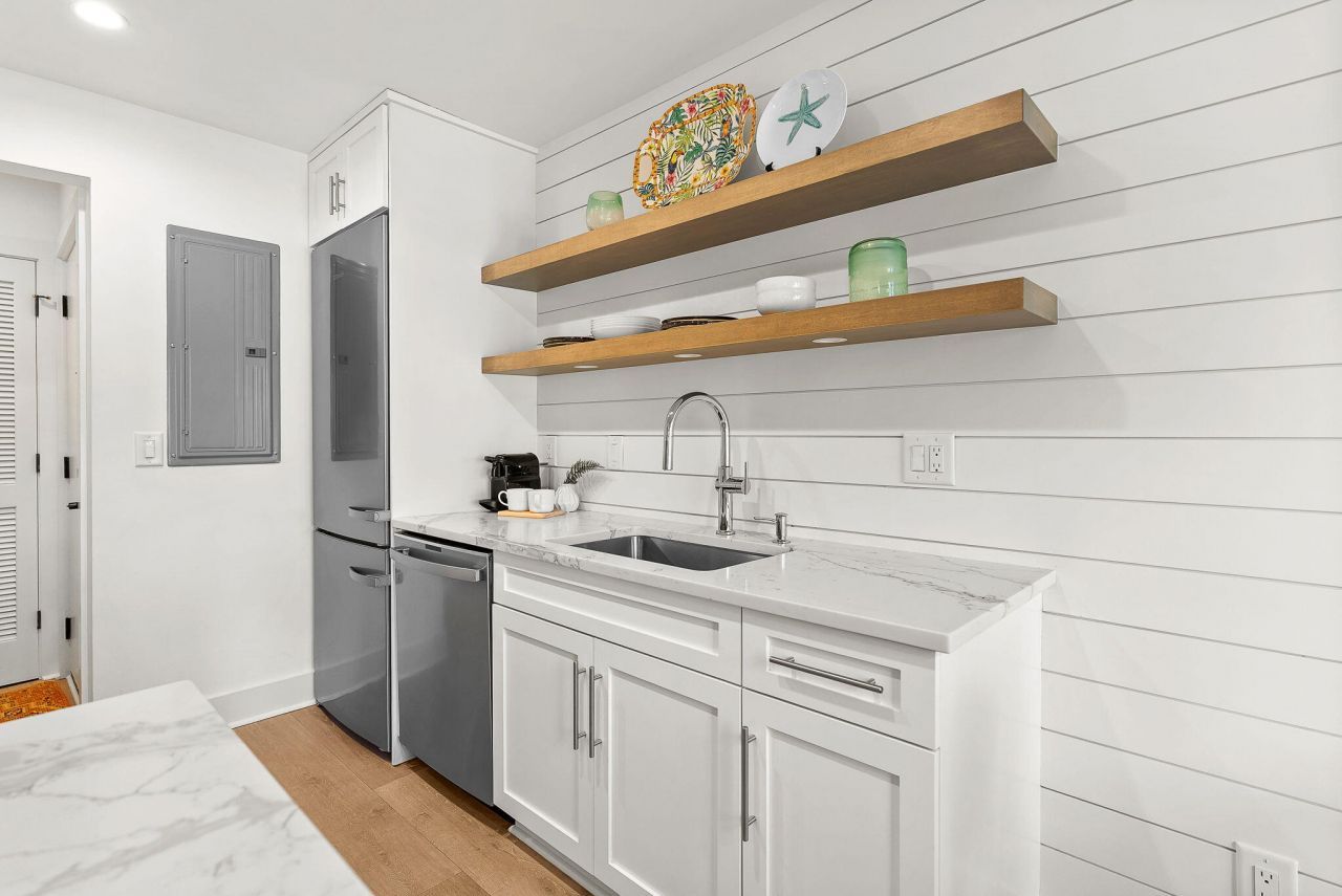 4826 Green Dolphin Way Photo 13