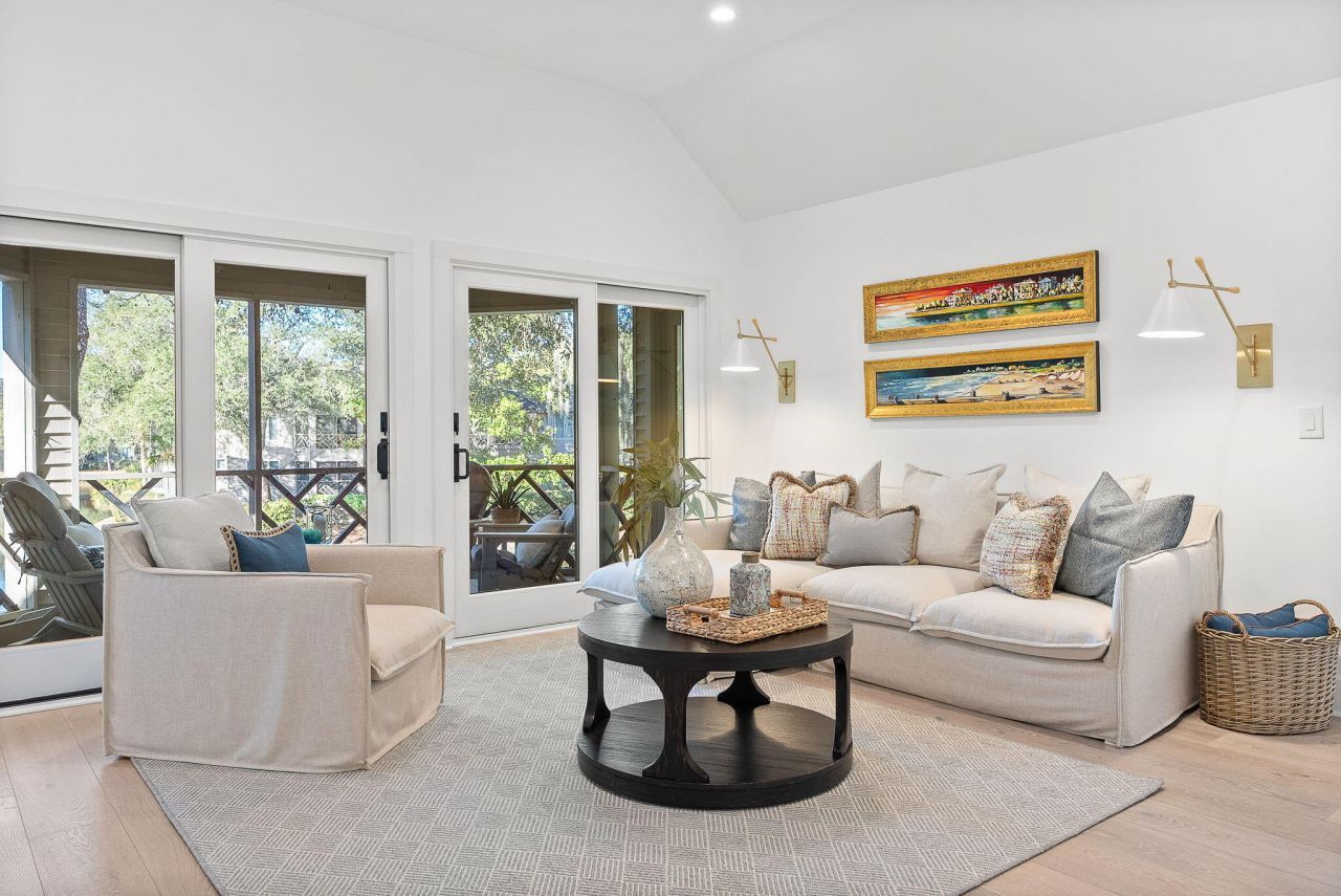 4826 Green Dolphin Way Photo 3