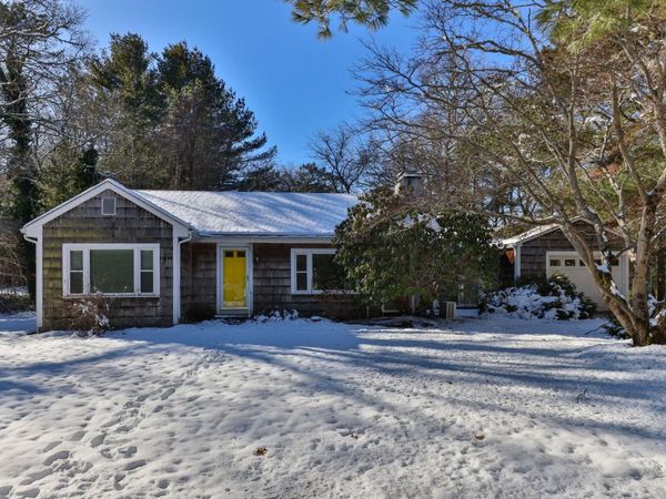 351 Swift Avenue, Osterville, MA 02655