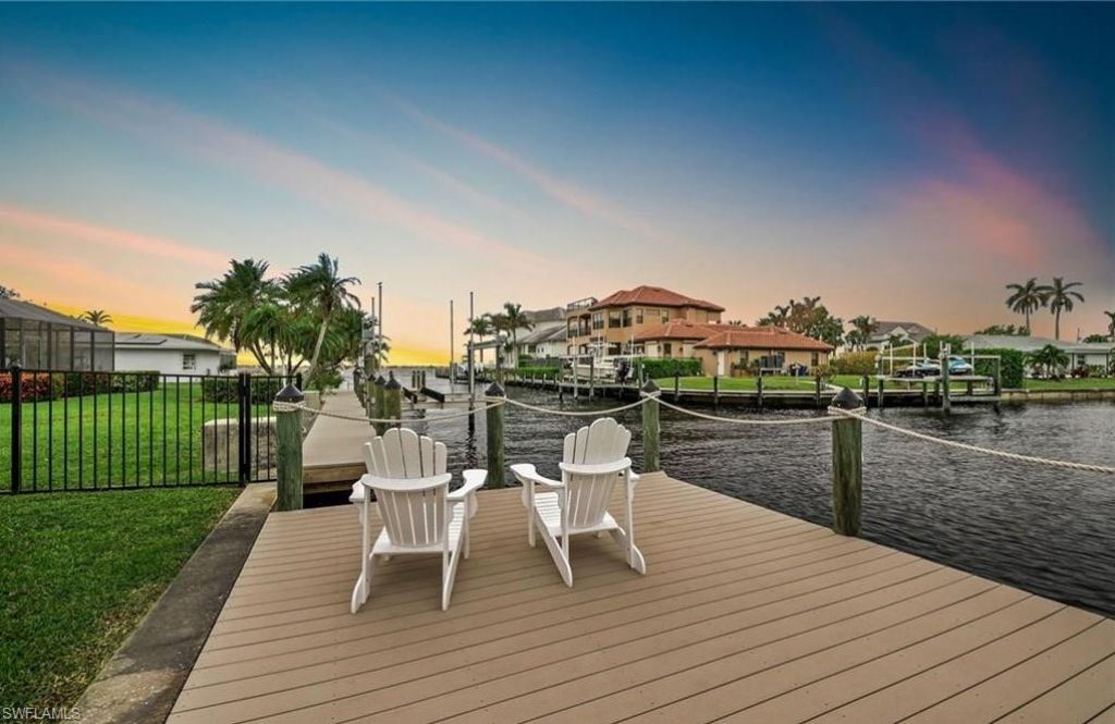 541 Bayside Dr, Fort Myers, FL 33919 Photo