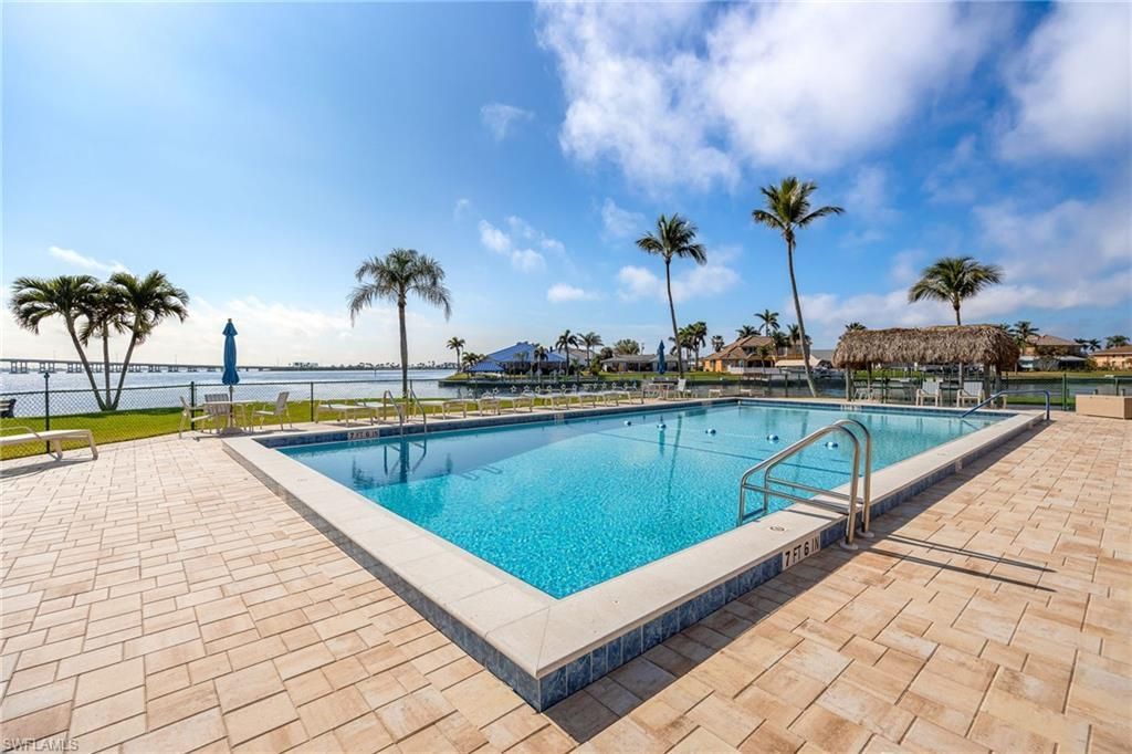 4260 SE 20th Pl, Unit 502, Cape Coral, FL 33904 Photo