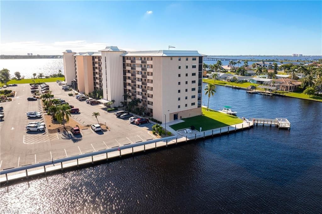 4260 SE 20th Pl , Unit 502, Cape Coral, FL 33904 Photo